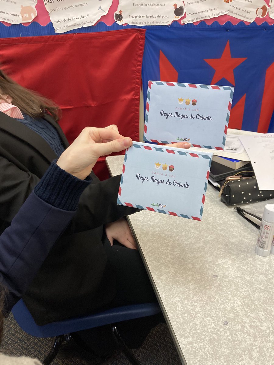 FelstedSpanish tweet media