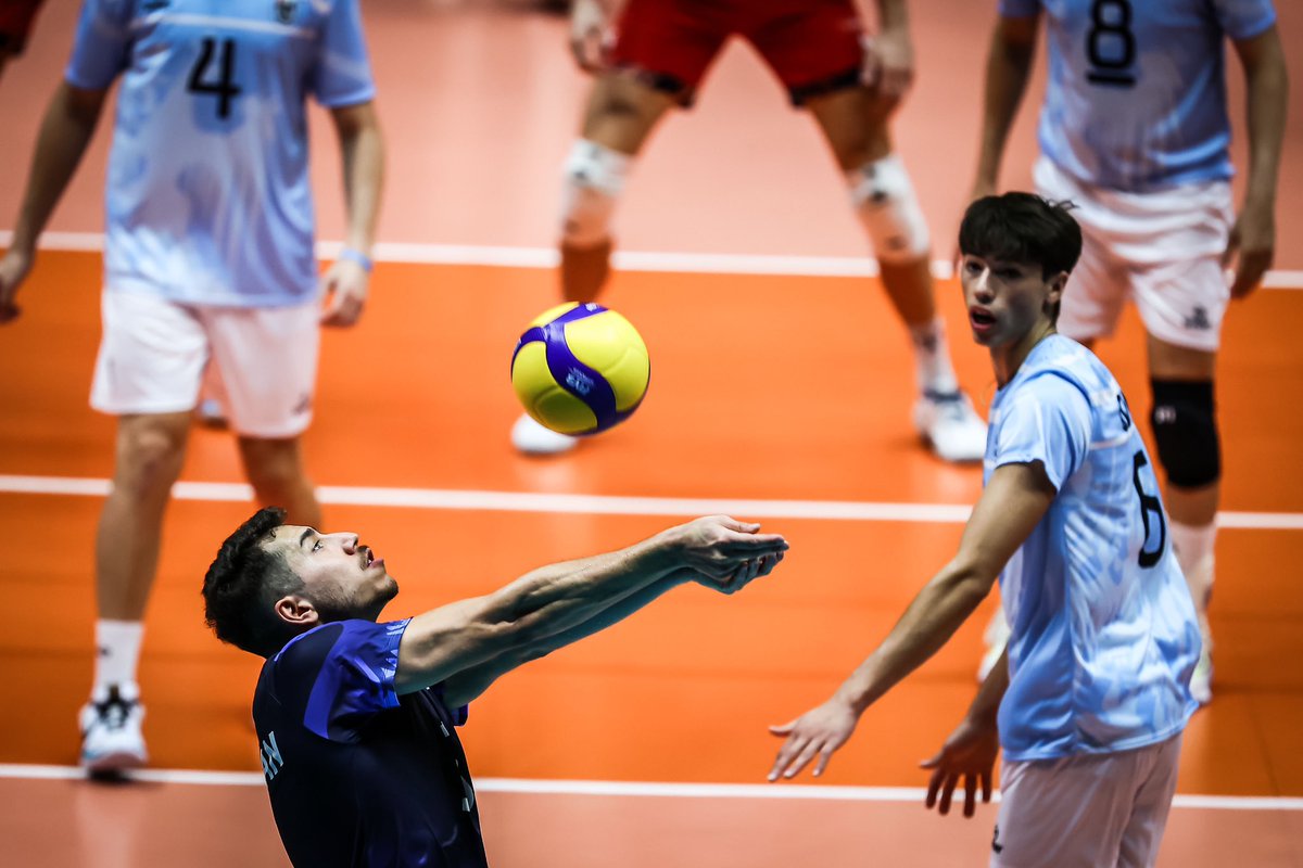 CiudadVoley's tweet photo. #MenCWCH || Caída ante el campeón europeo en nuestro segundo encuentro.
🔹 Ciudad 0-3 Trentino (22-25, 23-25, 16-25)
🔝 Germán Gómez - 13pts
🔜 El cierre del Grupo B, este viernes a las 17hs 🆚 Shahdab Yazd.
#VamosMuni https://t.co/wic7fixPwX