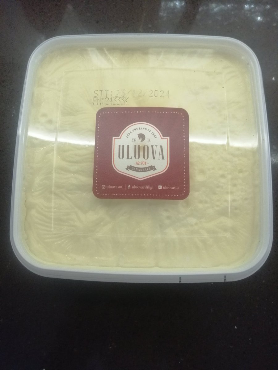 Böylesi bir lezzeti ve kaliteyi ülkemize kazandırdığı için başta Sayın <a href="/akifhut/">Mehmet Akif HUT🇹🇷🌊Gezgin⛵️🐂 Çoban🐄 Mapuche🌿</a> olmak üzere tüm Uluova ailesine şahsım adına teşekkür ederim.Her ne kadar işletmeyi görmek nasip olmasa da anlatılanlar ve duyduklarım ülkem adına gurur kaynağı.Emeklerinize sağlık