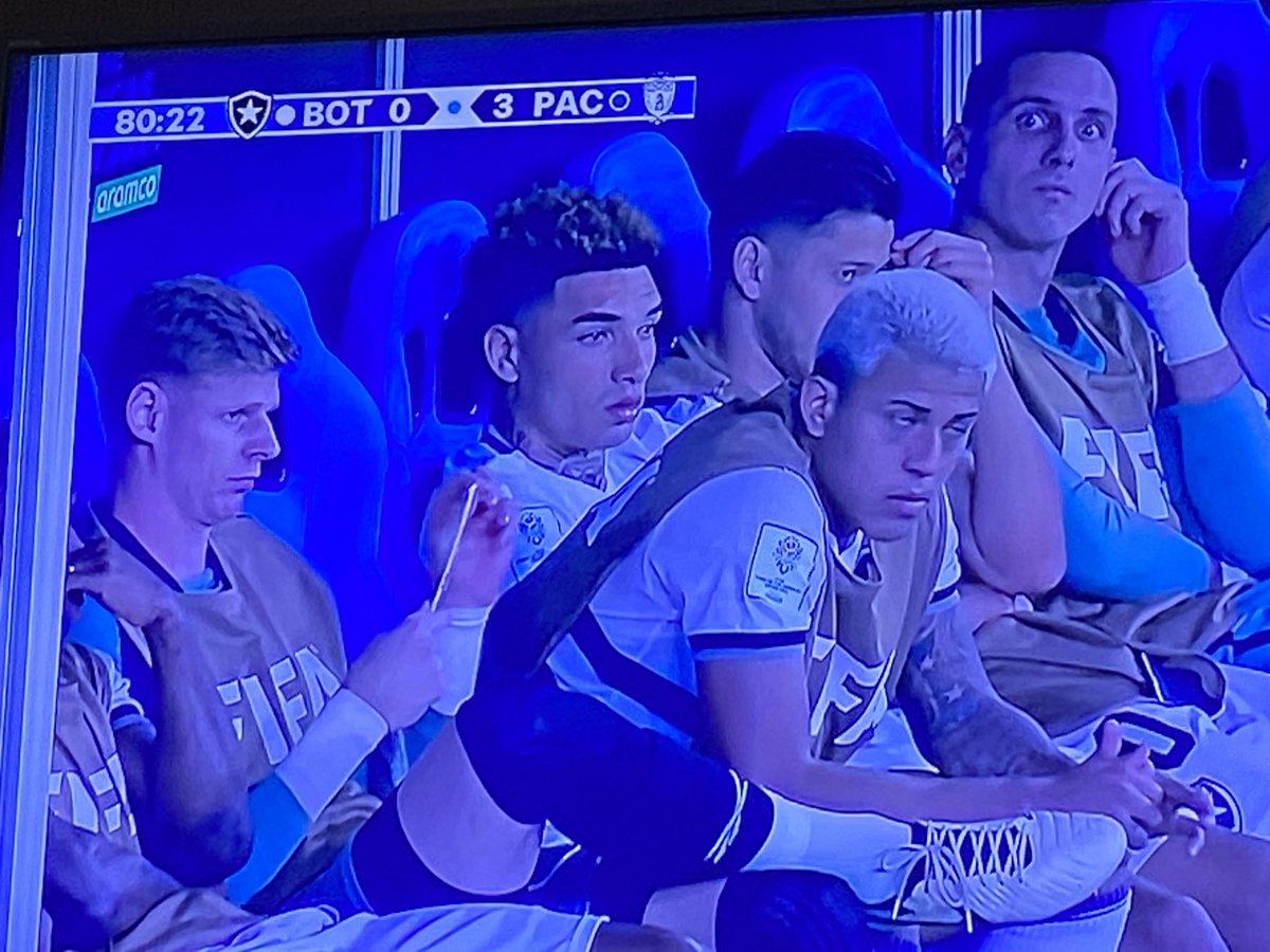 EvertonTonoli's tweet photo. @nonoinvestidor Tudo voltando ao normal no mundo do futebol. https://t.co/AtjXVNkIqT