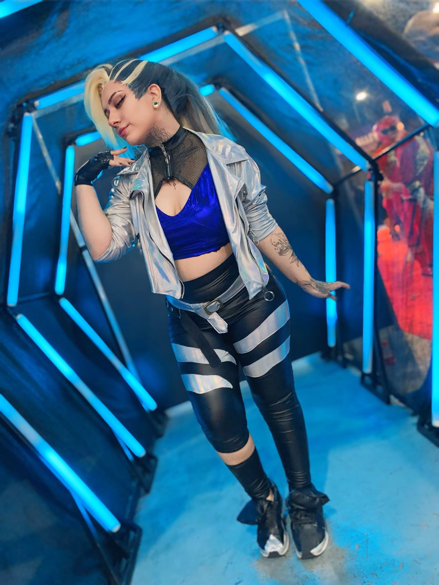 sinndytz's tweet photo. Hice cosplay de Akali para la cómic con 💕 
#lol #cosplay #KDA #kda #cosplay  #cosplayers #Argentina https://t.co/EoQxhM2W1e