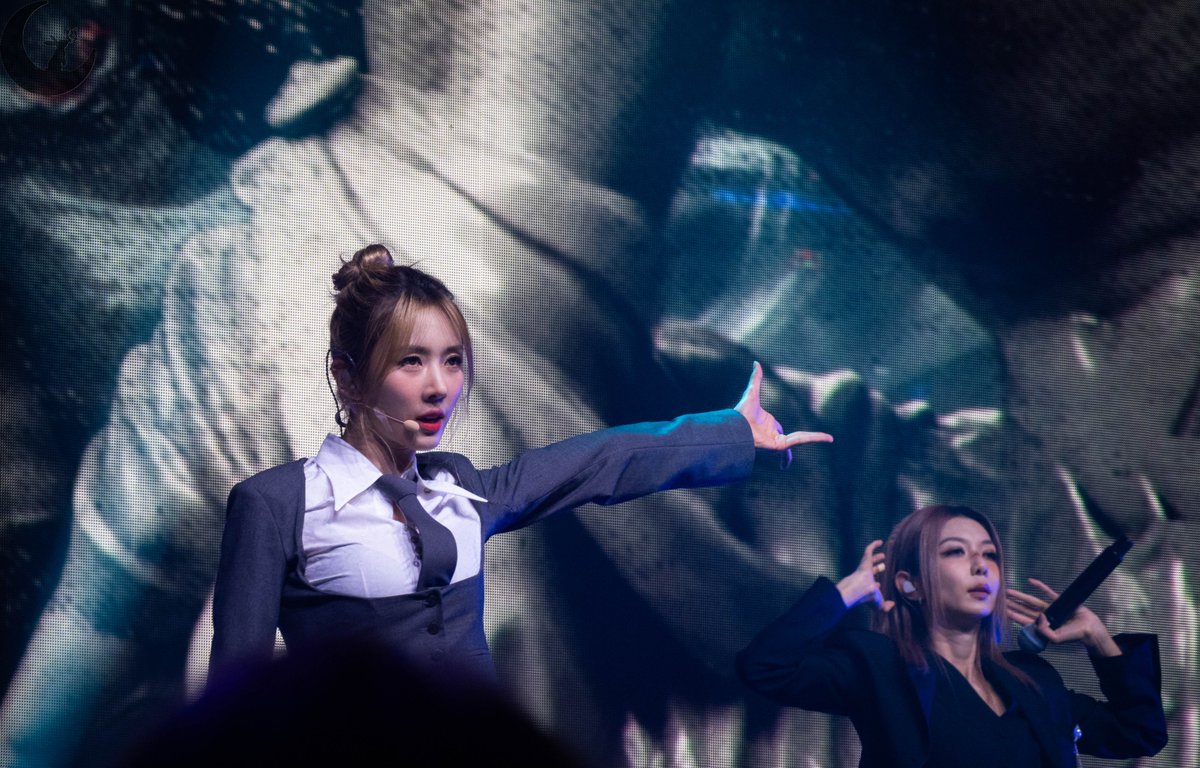 아무런 표정도 없이
#드림캐쳐 #Dreamcatcher #YOOHYEON #유현