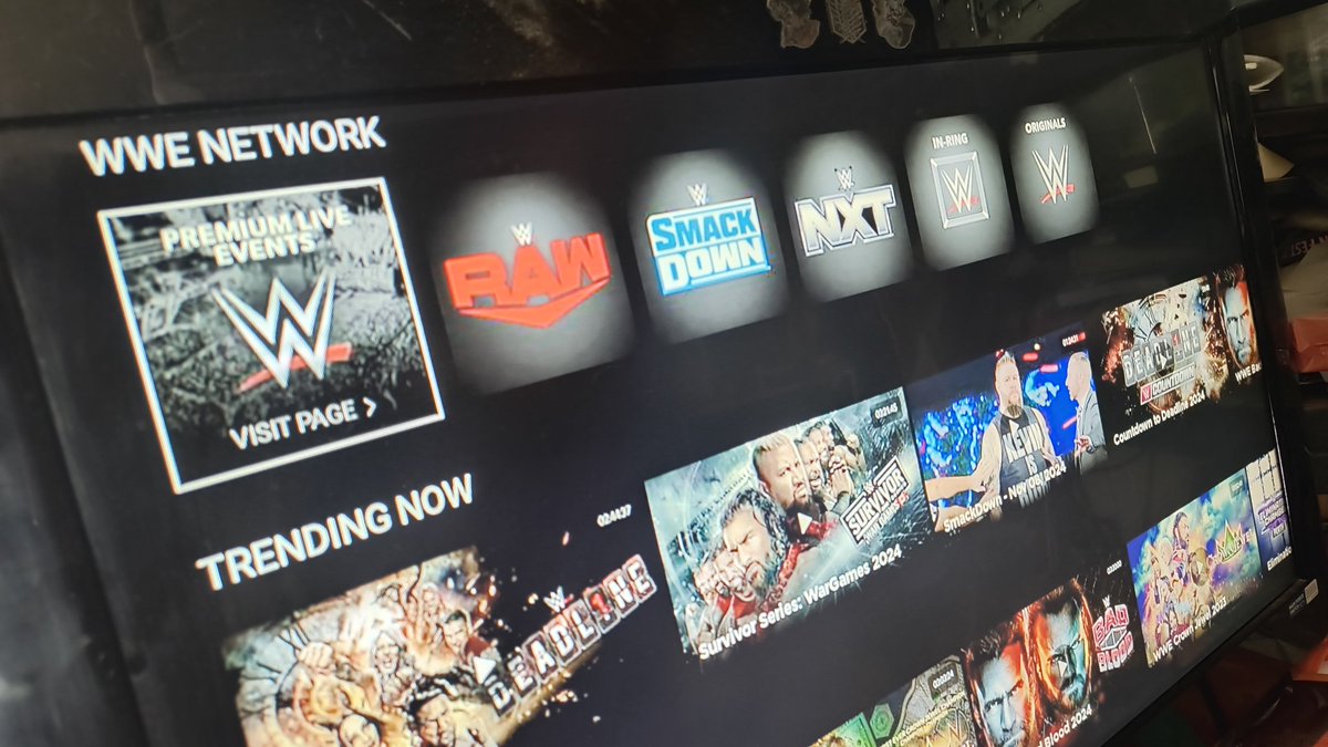 BladeZeta's tweet image. Have you thought about what event you're going to end your WWE NETWORK with? In my case, on the 31st I'll end Wrestlemania 17. That will be the last event I'll play before the end.

@WWE @wweespanol @WWENetwork @TripleH #wwenetwork #wwe #THEEND