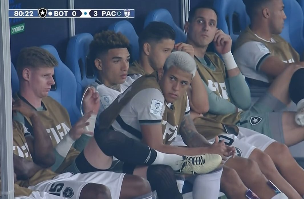Pesgrau's tweet photo. É amigos… Caindo nas quartas perdendo por 3x0 o Botafogo tem o maior vexame da história dos clubes brasileiros no Mundial/Intercontinental 

Isso não é uma opinião, é um fato.
Kkkkkkkkkkkkkkkkkkkkk https://t.co/sXHDjsDAvN