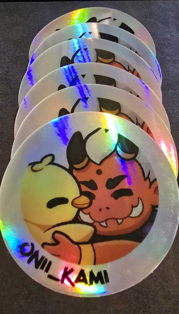 Onii_kami's tweet photo. EIGENTLICH wollte ich erst nächstes Jahr ne neue Fuhre #Sticker bestellen...ABER es gab ein cooles Angebot für große #Holosticker...und da konnte ich nicht andersXD https://t.co/Ftx5KHKLdi