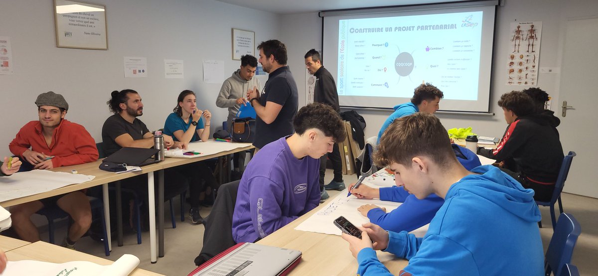 Une #formation #srav <a href="/GenerationVelo/">Génération Vélo</a> pour les #BPJEPS de Pyrénées Sport Formation, en collaboration avec <a href="/usep79/">usep79</a> ! 4 jours à produire,  expérimenter,  mettre en oeuvre avec du public pour cerner les enjeux du dispositif! 
Merci pour ce temps toujours riche et intéressant!