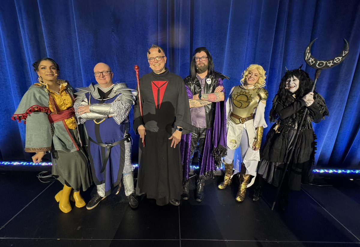AnnaProsser's tweet image. It’s always such a treat to play with these people & with you at the #AcqInc live show. Even when we end up in Barovia & deal with “bladed sphincters.” Thanks everyone 🥰
