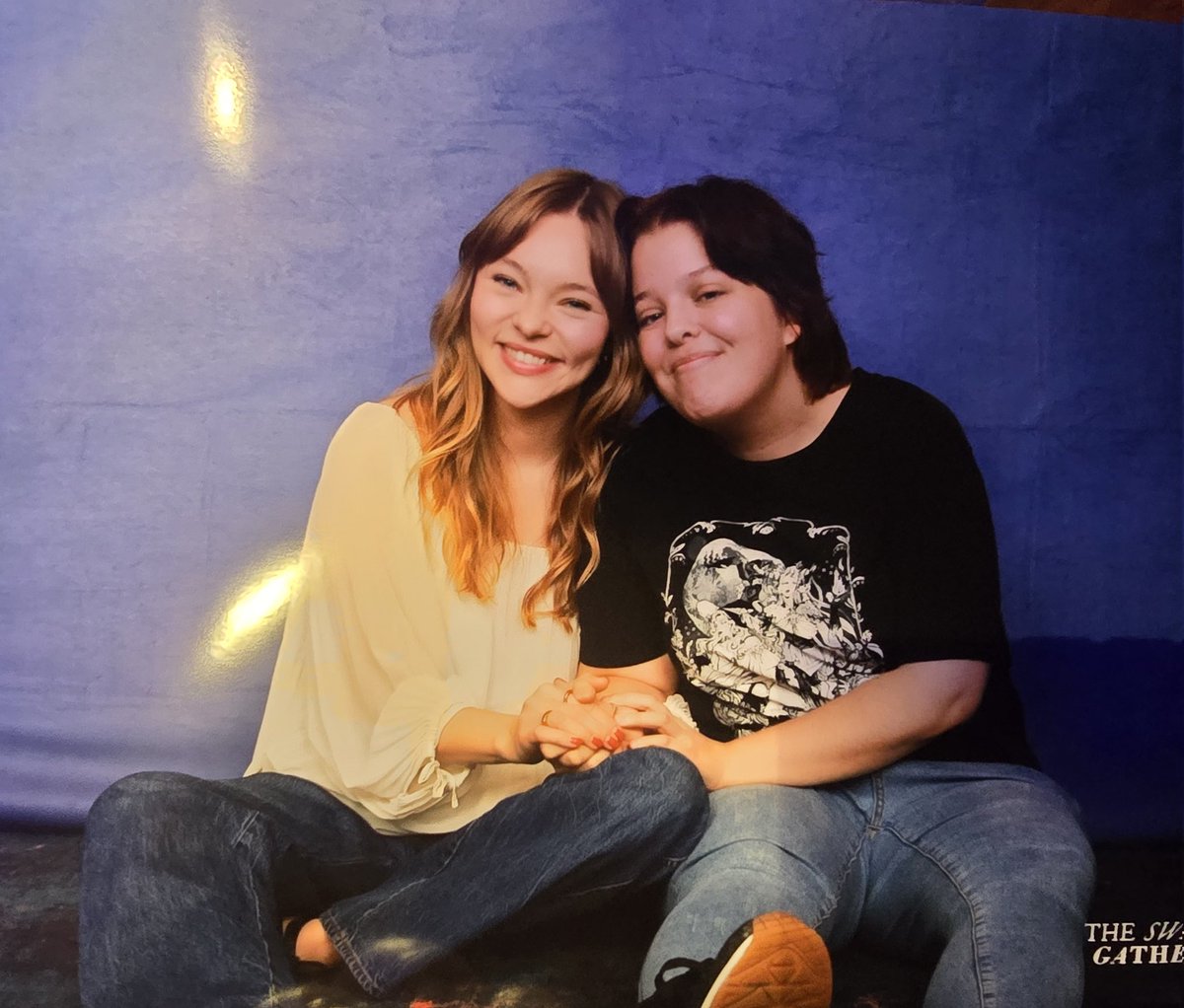 swainstemult's tweet photo. happy birthday!! @taylorhickson I hope you have an amazing day filled with love and happiness :) https://t.co/X5T5Dtzf7j