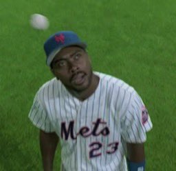 eamonn_powers's tweet photo. @SleeperMLB @Castellani2014 @MarinerMuse Bernard Gilkie, pictured here in the 1997 classic Men in Black https://t.co/li95o53Uh1