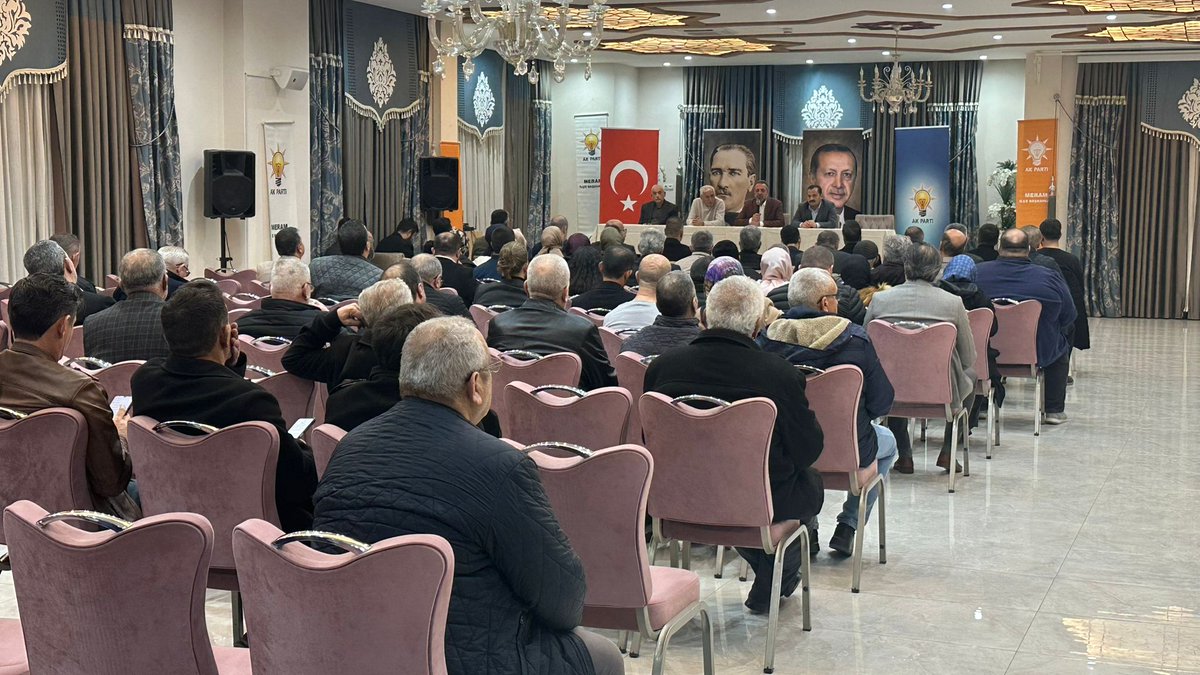 akpartimeram's tweet photo. İl Yön.Kur.Üyemiz Muzaffer Dinler,Büyükşehir Bld. Bşk. V. Mustafa Uzbaş,Meram Bşd. Bşk V.
Ahmet Melih Güçlü,teşkilat mensuplarımız ve delegelerimizle bir araya gelerek kongremiz öncesi istişare toplantımızı gerçekleştirdik.
@Dolular

Hayırlara vesile olmasını dileriz.
#BizimMeram https://t.co/la0w19bafE