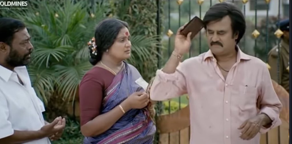 balajibiii's tweet photo. Depressed thalaivar moving away leaving everything got to be my favourite genre. https://t.co/btdUBCrxbd