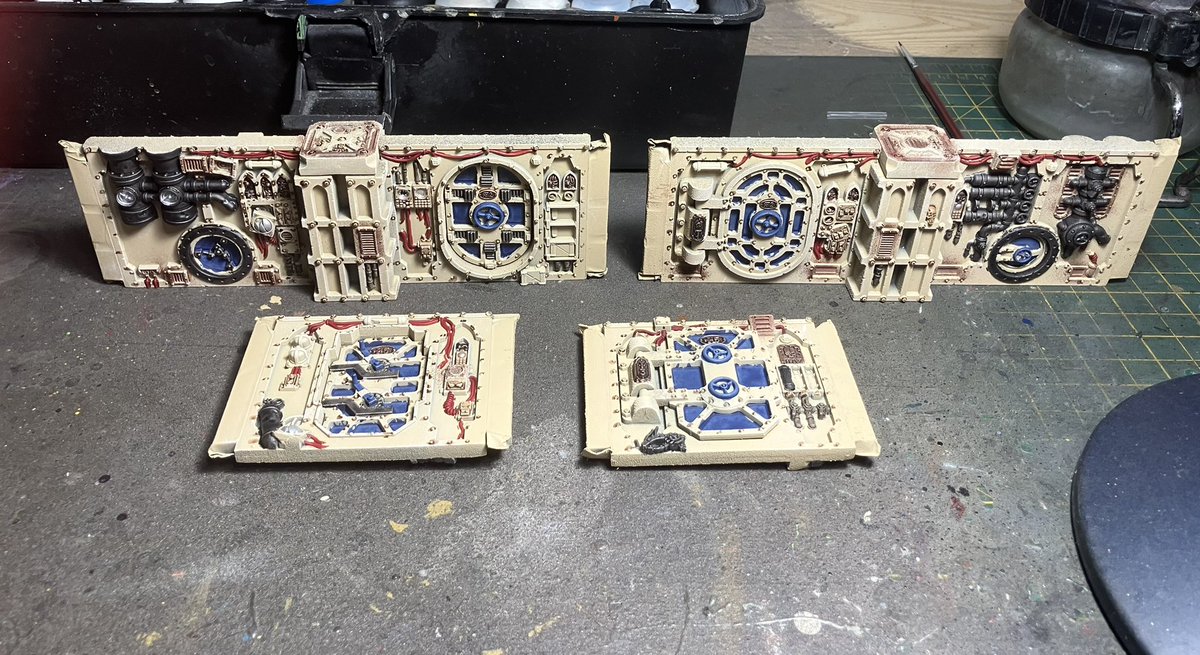 Penddraig131's tweet photo. Almost finished this batch of #gallowdark terrain. Soon onto the next set.
#40k #killteam #boardingactions #30k #horusheresy #zonemortalis #warmongers https://t.co/OG2Zd1PbzK