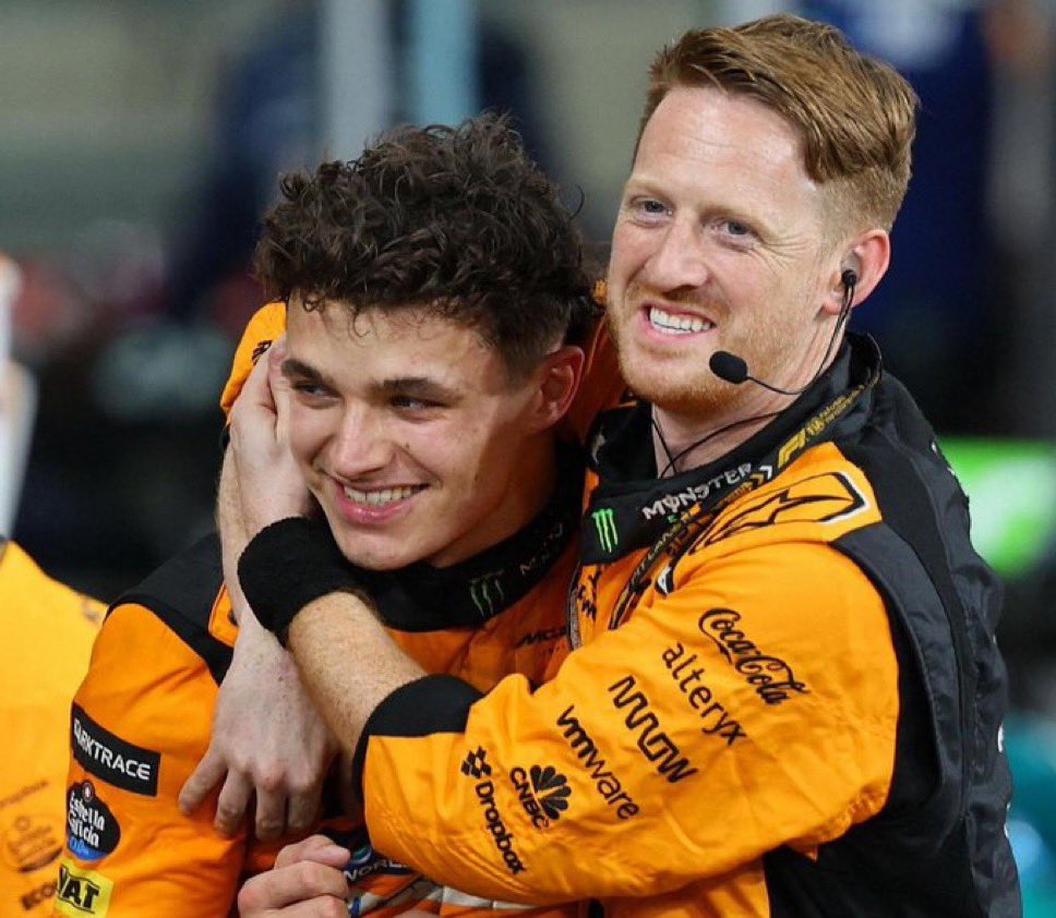 ln4norris's tweet photo. his number one priority 🧡 https://t.co/ZIPWTbVsx3