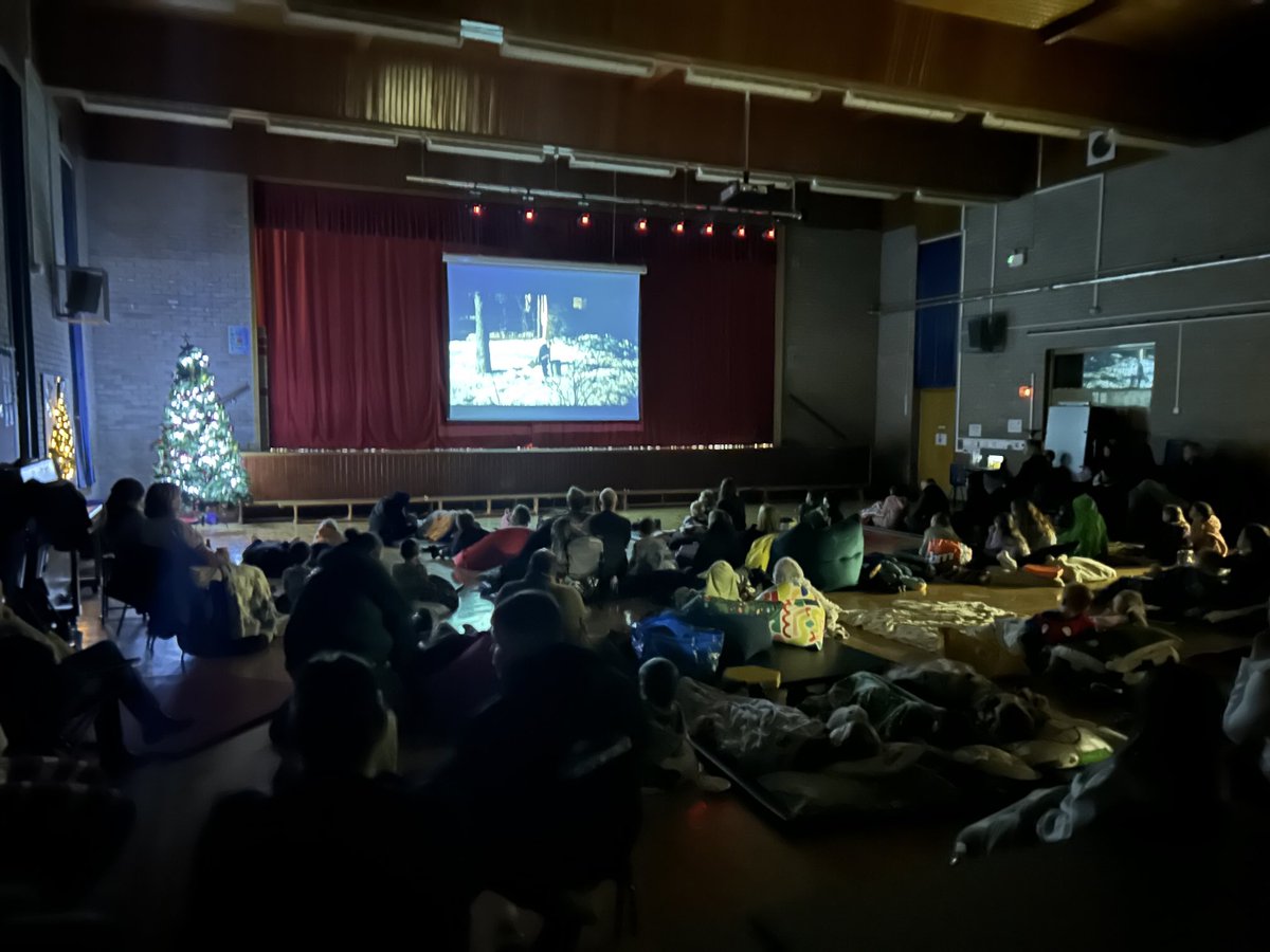 It’s family Christmas Movie Night again! Merry Christmas 🎄