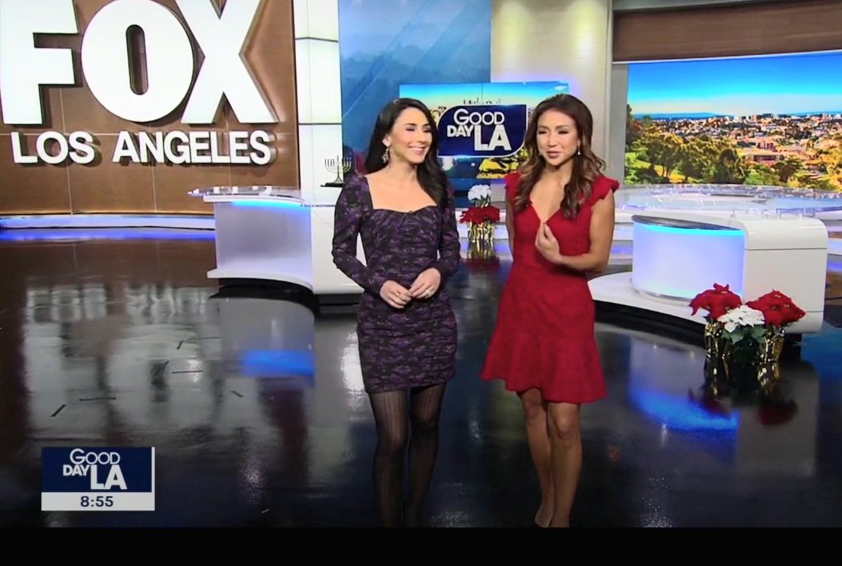 watchertv2000's tweet photo. It's looking like Christmas 🎄 😍 #HumpDaaaaaayyyy #HumpDayHappiness #MerryChristmas @sandraendotv @Araksya #HumpDaaaaaayyyy mood https://t.co/AerDddCIUN