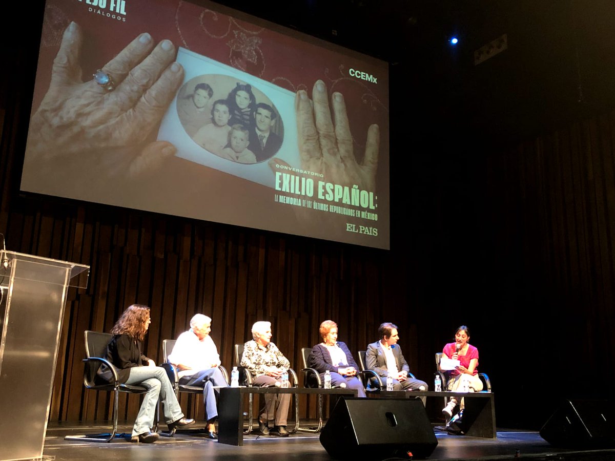 Andrea (@andreajarrati) on Twitter photo Ayer las compas <a href="/carmenmoranb/">Carmen Morán</a> y <a href="/_elesj/">Elena San José</a> moderaron un conversatorio muy emotivo para dar voz a los últimos exiliados republicanos de México, sobre el que realizaron este estupendo trabajo periodístico
elpais.com/eps/2024-12-01…
Y aquí el documental
elpais.com/mexico/2024-12… Ayer las compas <a href="/carmenmoranb/">Carmen Morán</a> y <a href="/_elesj/">Elena San José</a> moderaron un conversatorio muy emotivo para dar voz a los últimos exiliados republicanos de México, sobre el que realizaron este estupendo trabajo periodístico
elpais.com/eps/2024-12-01…
Y aquí el documental
elpais.com/mexico/2024-12…
