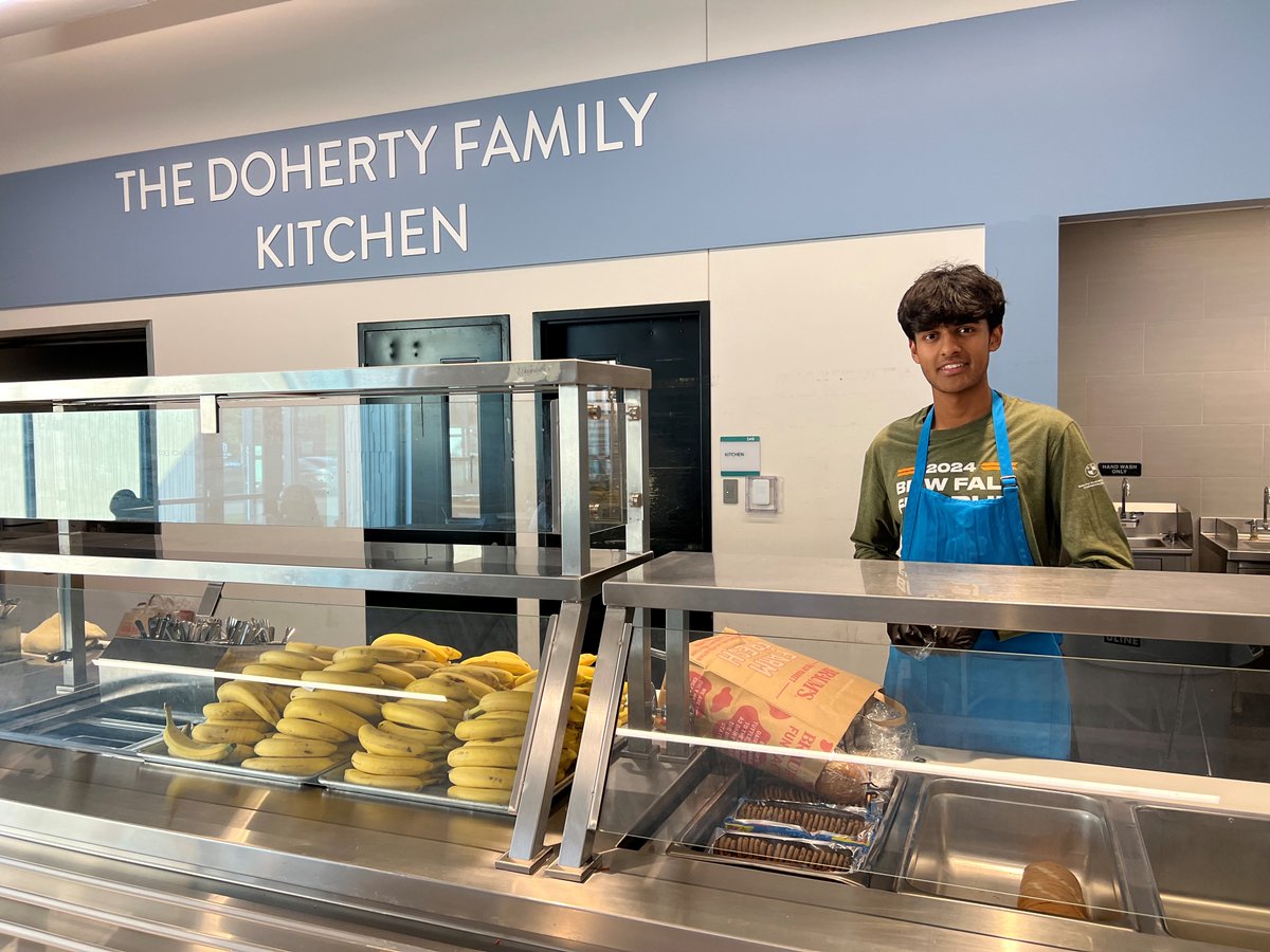 Aditya I. is a Plano teenager who's volunteered at Austin Street for 6 years!👏 He's now running the BMW Dallas Marathon to raise funds for our shelter and has almost raised $1000 for Austin Street.

If you’d like to support his fundraiser, visit GoFundMe: lnkd.in/gwM7eQKc