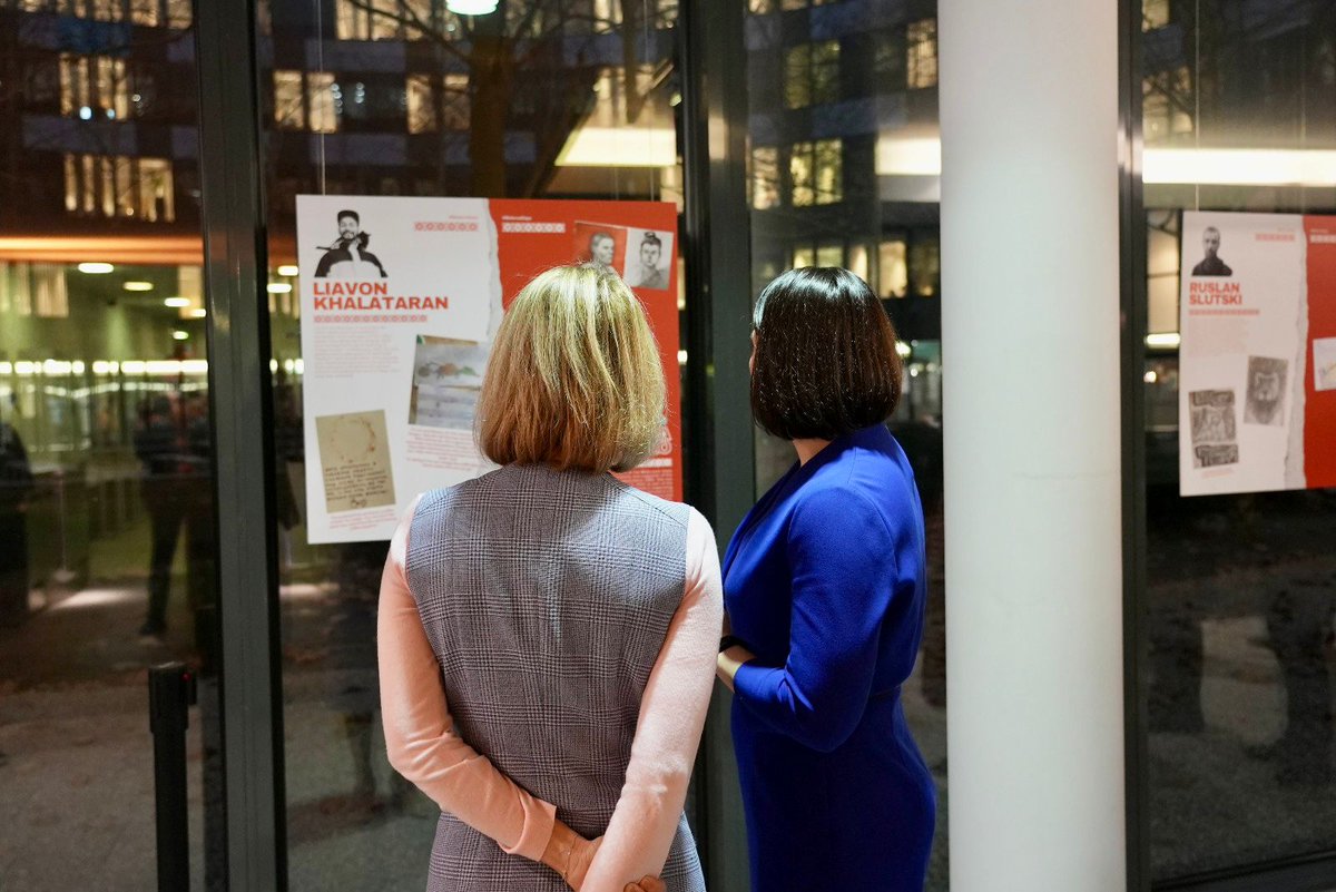 The people of Belarus deserve free and fair elections.
They deserve justice and a life without fear.

Today, I met with @tsihanouskaya to inaugurate the #BelarusDays, showcasing our solidarity with political prisoners and their families.