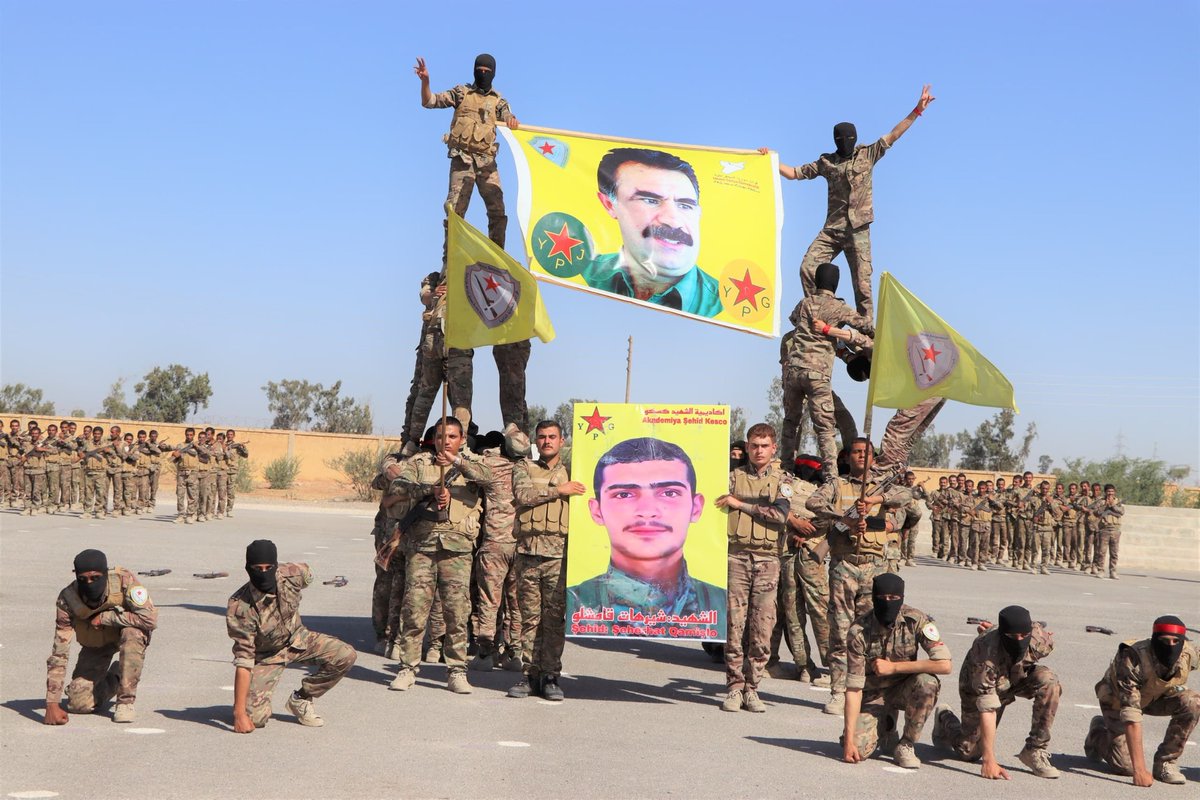 AhmadAlhameela's tweet image. #SYRIA
The "Autonomous Administration"(#PYD) authorities arrested engineer Farhan Hassan, an employee at Sweidiyeh gas plant,because of a post published on his Facebook account,in which he appealed to commander-in-chief of #SDF, Mazloum Abdi,to announce his separation from #pkk.