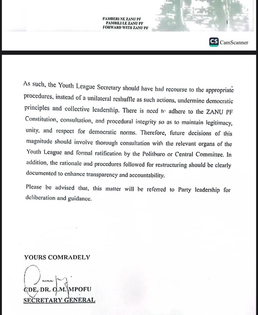 Zanu PF isinjonjo ! 
When your Deputy challenges you in Public know that he has cleared with the ultimate appointing authority! 
Instead of calling the Secretary to order privately , they choose to fight on social media . What kind of discipline is this ? 
Then after this you