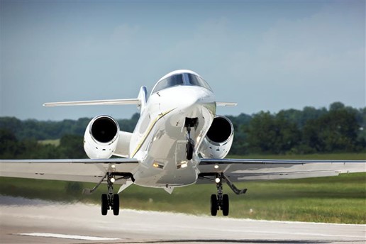 GaryChiAirport's tweet photo. With some of the lowest fuel and landing fees in the region, a runway of nearly 9,000 feet, and more, we are proud to offer a wide range of amenities and services to users to ensure the best possible travel experience. #FlyGYY https://t.co/7N3fTauNaC