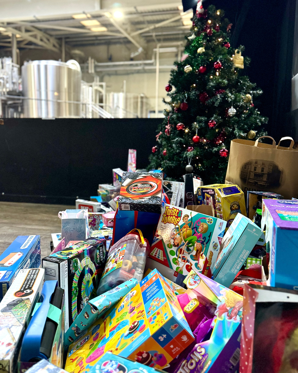 ryeriverbrewing's tweet photo. Tomorrow’s the last day to drop off a used, unwrapped gift for Give Some, Get Some! But no worries, we’re taking online donations until Dec 31. Gifts or €20+ donations = free case of Session IPA! 🍻
Details: https://t.co/WOB0HKeUWJ

#StraightFromTheSource #IrishCraftBeer https://t.co/jdppKXhnOv