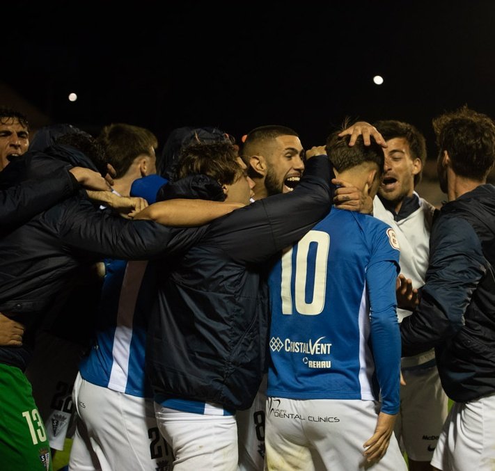 💙 Una piña que quiere más. 

🔜 #TorremolinosSanFernando