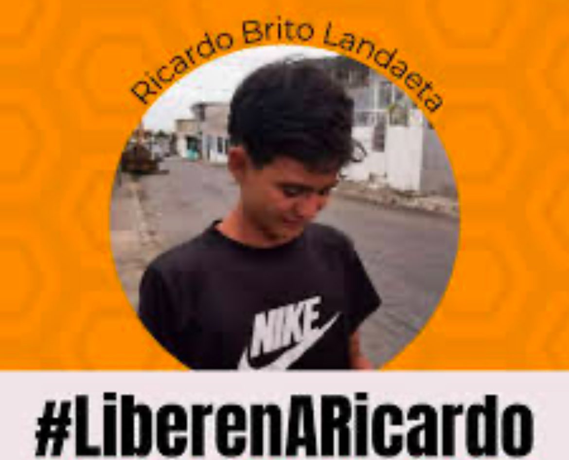 El niño Ricardo sigue  detenido  su abuelita clama su liberación, Ricardo tiene una discapacidad, un niño,un rostro de dolor , con grado de desnutrición IV que pasa que no liberan a #Ricardo es inocente. No merecen estar encerrado. #NoMasGolpes en las familias venezolanas.