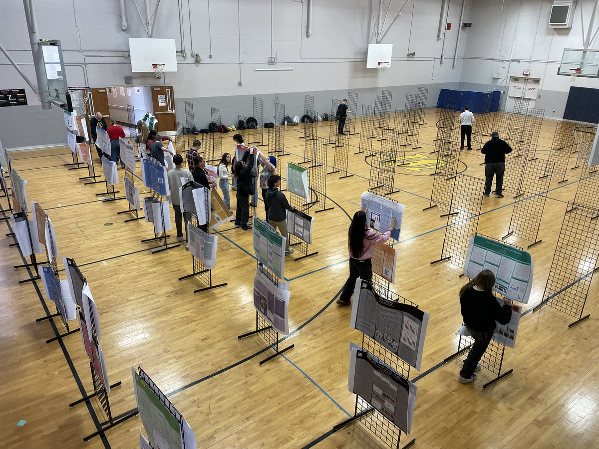 SandersGISA's tweet image. It’s beginning to look like @GIAcademy High School STEM Fair!!! So excited for the presentations tomorrow! @OSLN @OASSCI @educationproj