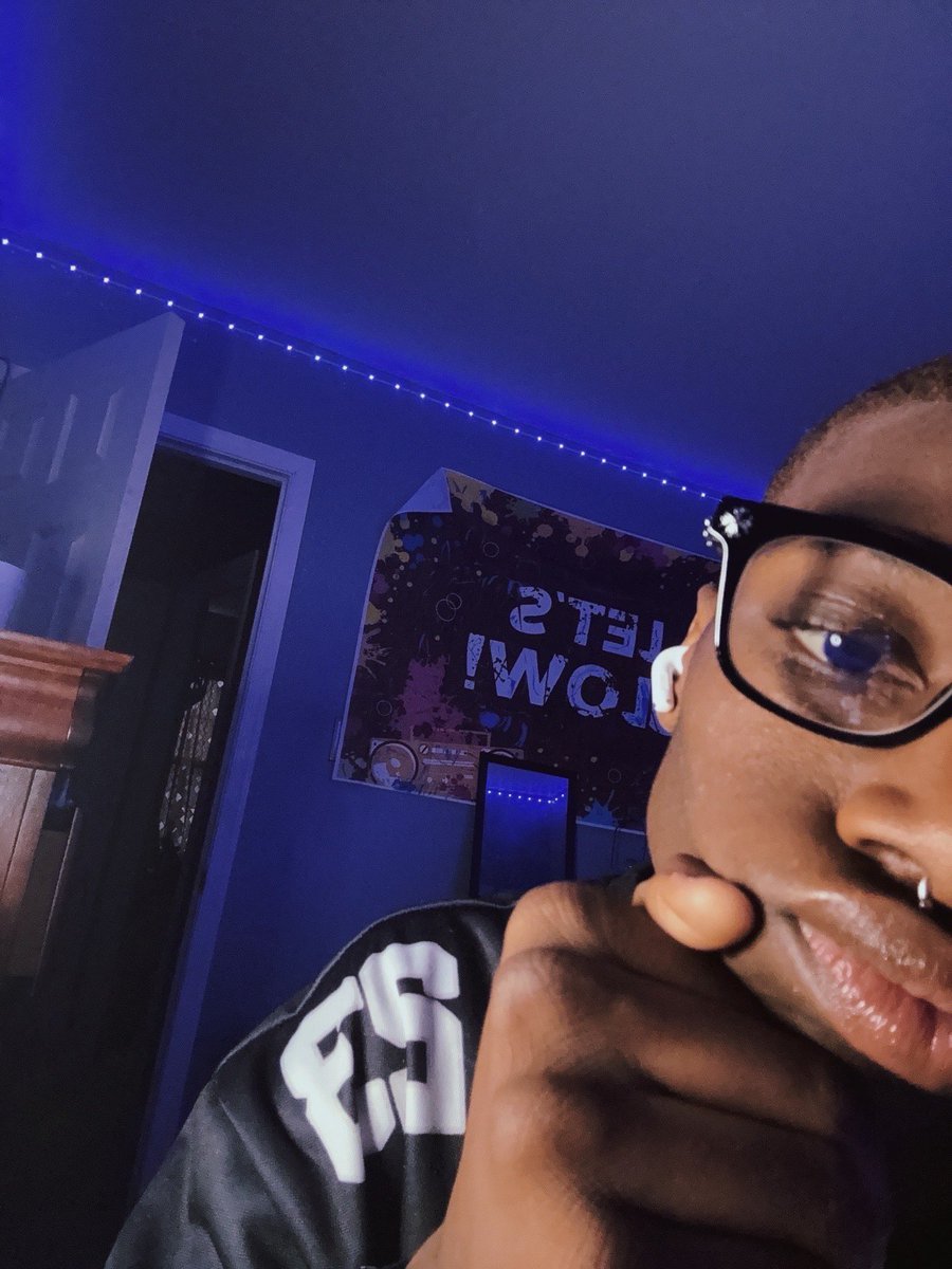 stevecbfw's tweet image. hey 🕷️ i need to start appearing here more often