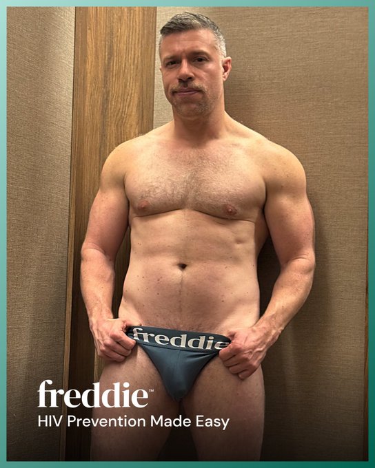 Watch DJ Tristan Jaxx 🎮's leaked NSFW photo on TwXstars