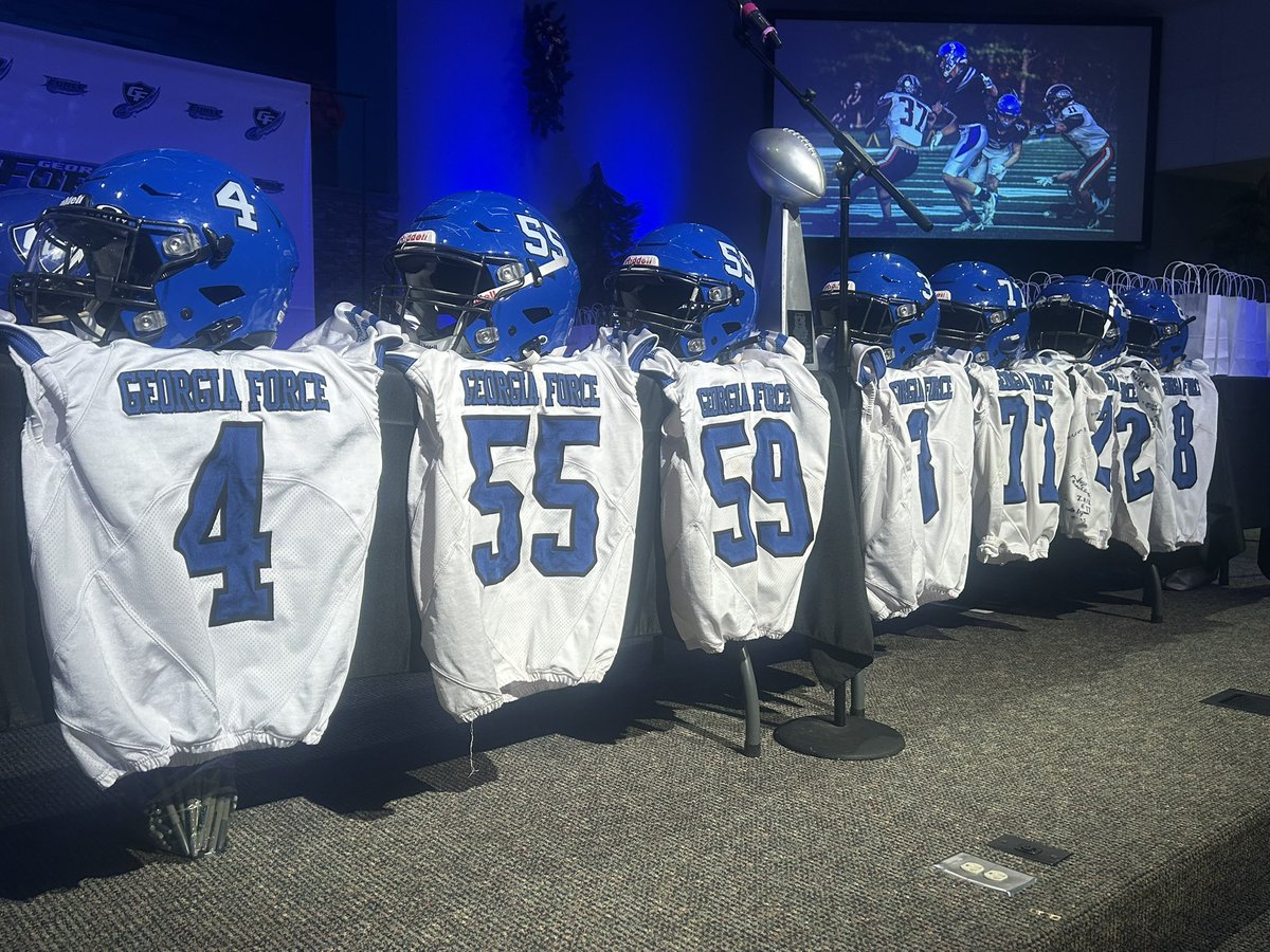 wade_combee's tweet photo. Awesome EOY Force banquet last night! Excited for my next chapter @Shorter_FB and honored to be named D-lineman of the Year and Team MVP. We had an incredible 10-2 season - great way to end my 9 SZNS with the GF! @georgiaforcefb @Coach_MikeWood  @coachmorrison58 https://t.co/XWShhXIzT8