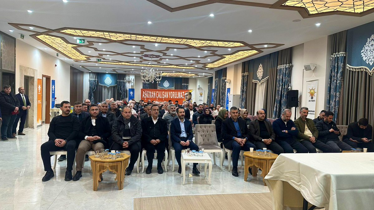 Dolular's tweet photo. Teşkilat mensuplarımız ve delegelerimizle bir araya gelerek 15 Aralık pazar günü yapacağımız kongremiz öncesi istişare toplantımızı gerçekleştirerek hazırlıklarımızı tamamladık
Tüm hemşehrilerimizi kongremize davet ediyorum
Hayırlara vesile olmasını dilerim.
#BizimMeram https://t.co/BM78I9nToV