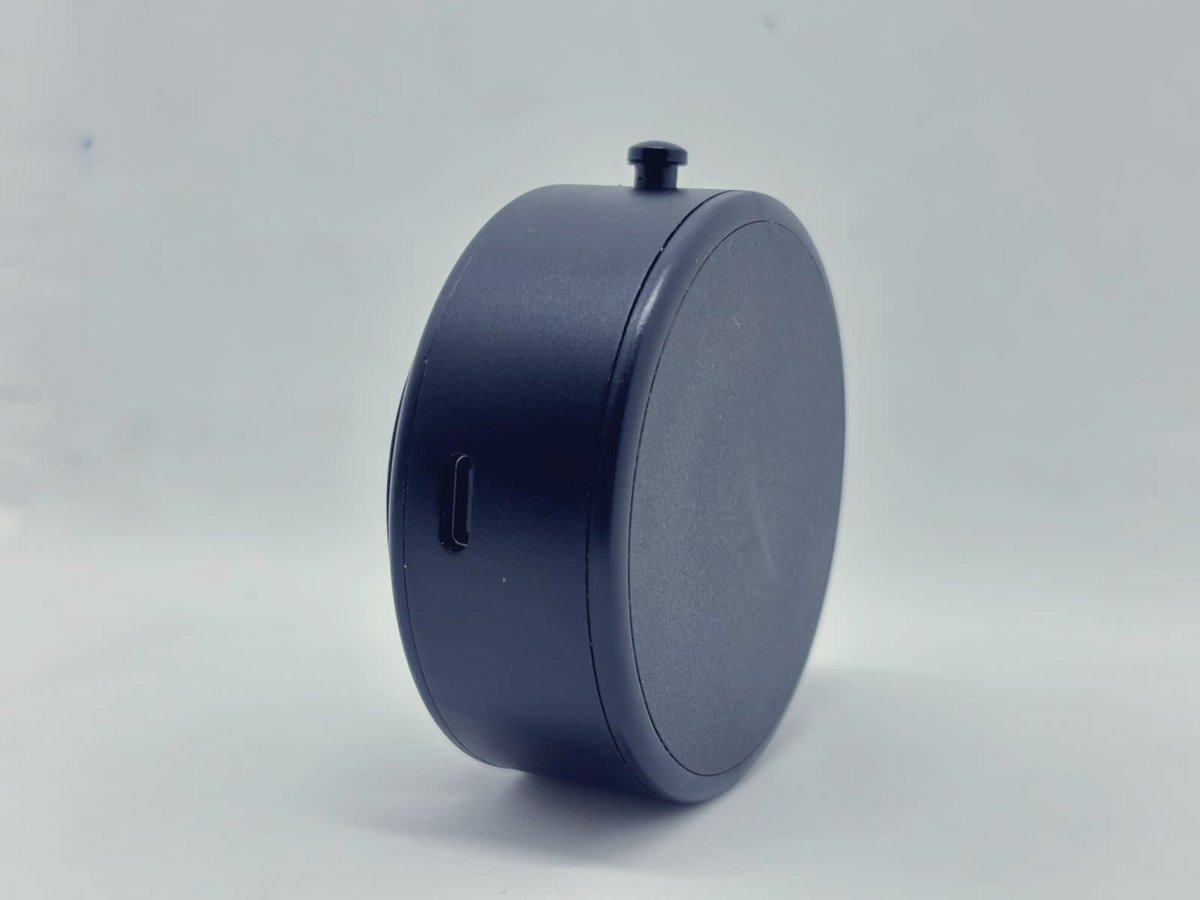 techpick254's tweet photo. Let me introduce you to the vacuum suction phone holder. Not only is it sleek and magnetic, but it’s also incredibly versatile—attaching to any surface. Definitely the next big thing!”

#phoneholder #XEmpire #TrendingNow #grabyours #foryoupageシ https://t.co/T21RjdP85k