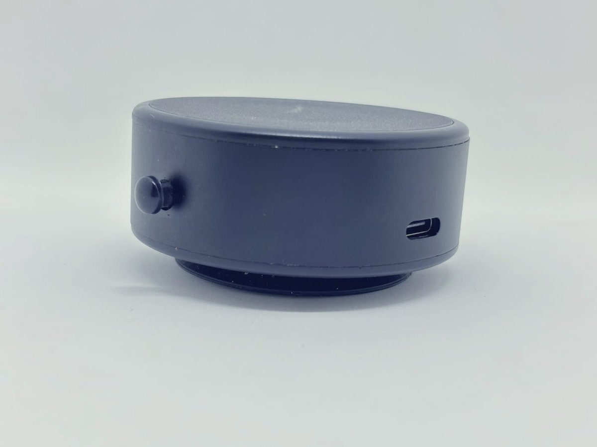 techpick254's tweet photo. Let me introduce you to the vacuum suction phone holder. Not only is it sleek and magnetic, but it’s also incredibly versatile—attaching to any surface. Definitely the next big thing!”

#phoneholder #XEmpire #TrendingNow #grabyours #foryoupageシ https://t.co/T21RjdP85k