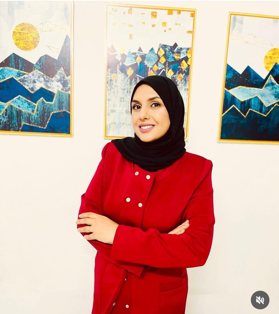 إنا لله وإنا إليه راجعون
بقلوب مؤمنة بقضاء الله وقدره، نحتسب عند
الله فقيدتنا الغالية الزميلة الصحافية إيمان الشنطي وأفراد عائلتها، الذين 
ارتقوا شهداء بإذن الله
كما ندعوا بالشفاء العاجل لابنتها بنان.
 عزاؤنا أنها تركت إرثأ
من الطيبة والإيمان والصبر والجهد المتواصل الذي لا ينسى