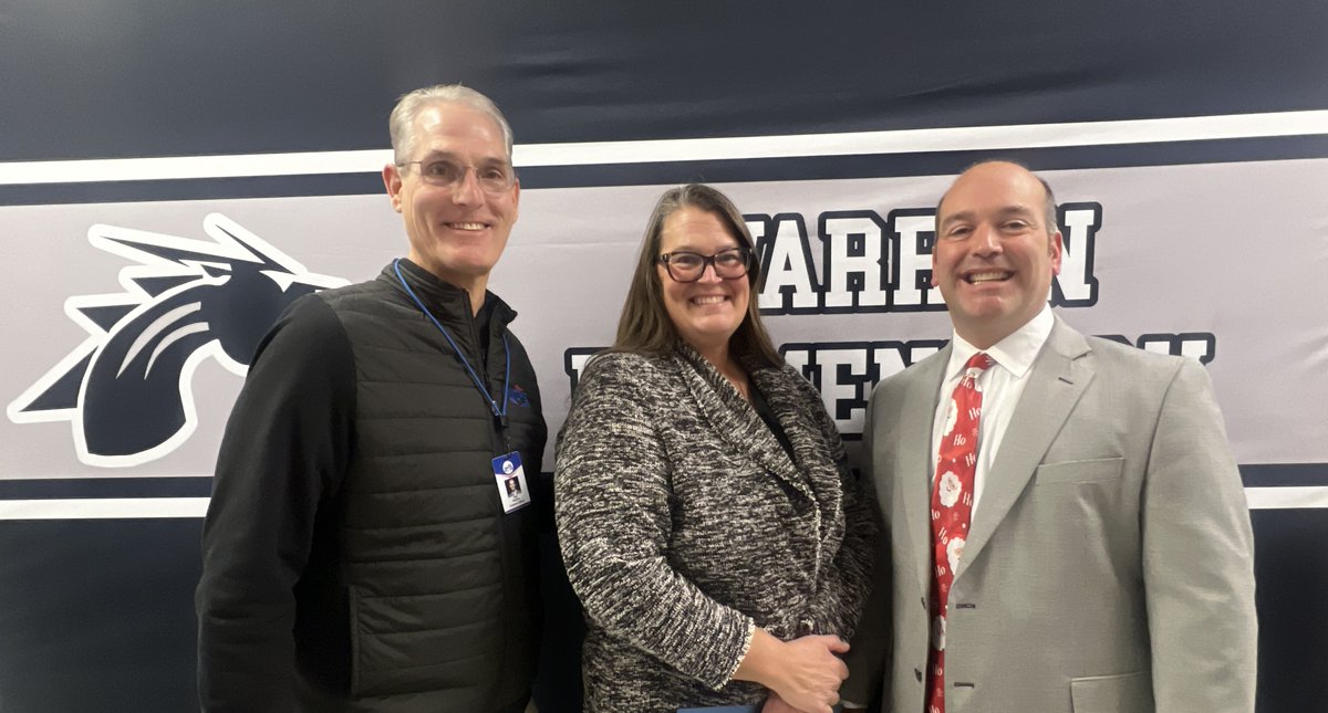 Golden Apple Alert! Congratulations to Shawna Gilbert from <a href="/Warren_Elem/">Warren Elementary</a> and <a href="/Jennings_Creek/">Jennings Creek Elem</a> for winning the Golden Apple Award! She'll be recognized at an upcoming Board of Education meeting. #PreschooltoProfession #BigDistrictBigOpportunities