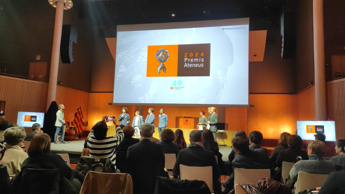 SCELaLira's tweet photo. Un any més, no faltem a la gala de lliurament dels Premis Ateneus d'@AteneusCat
#PremisAteneus #FAC40anys https://t.co/mJM3taUYBu