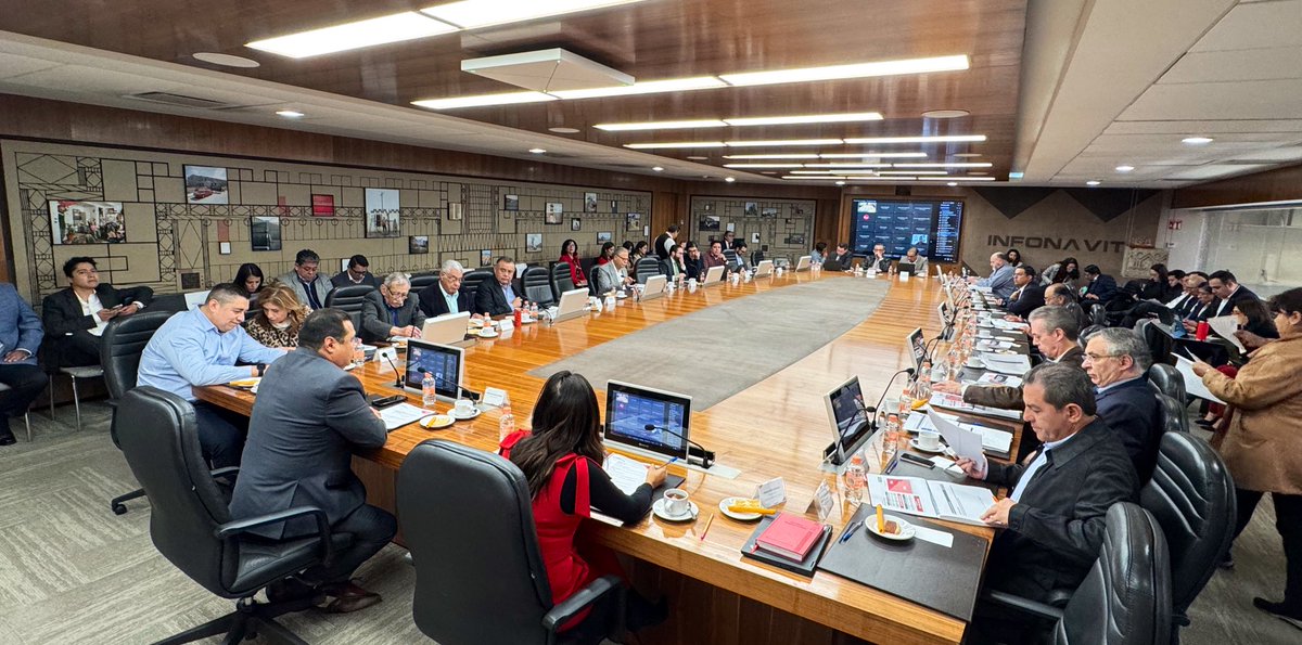 primeroelobrero's tweet photo. Llevamos a cabo los trabajos relativos a las Sesiones Ordinarias de Comités Auxiliares del H. Consejo de Administración. 

▶️  Comité de Riesgos 216.

▶️ Comité de Planeación 168.

▶️ Comité de Desempeño, Nominación y Compensación Sesión Extraordinaria 047.

▶️ Comité de Inversiones 126.

Preside la sesión el Sector Gobierno #Infonavit.