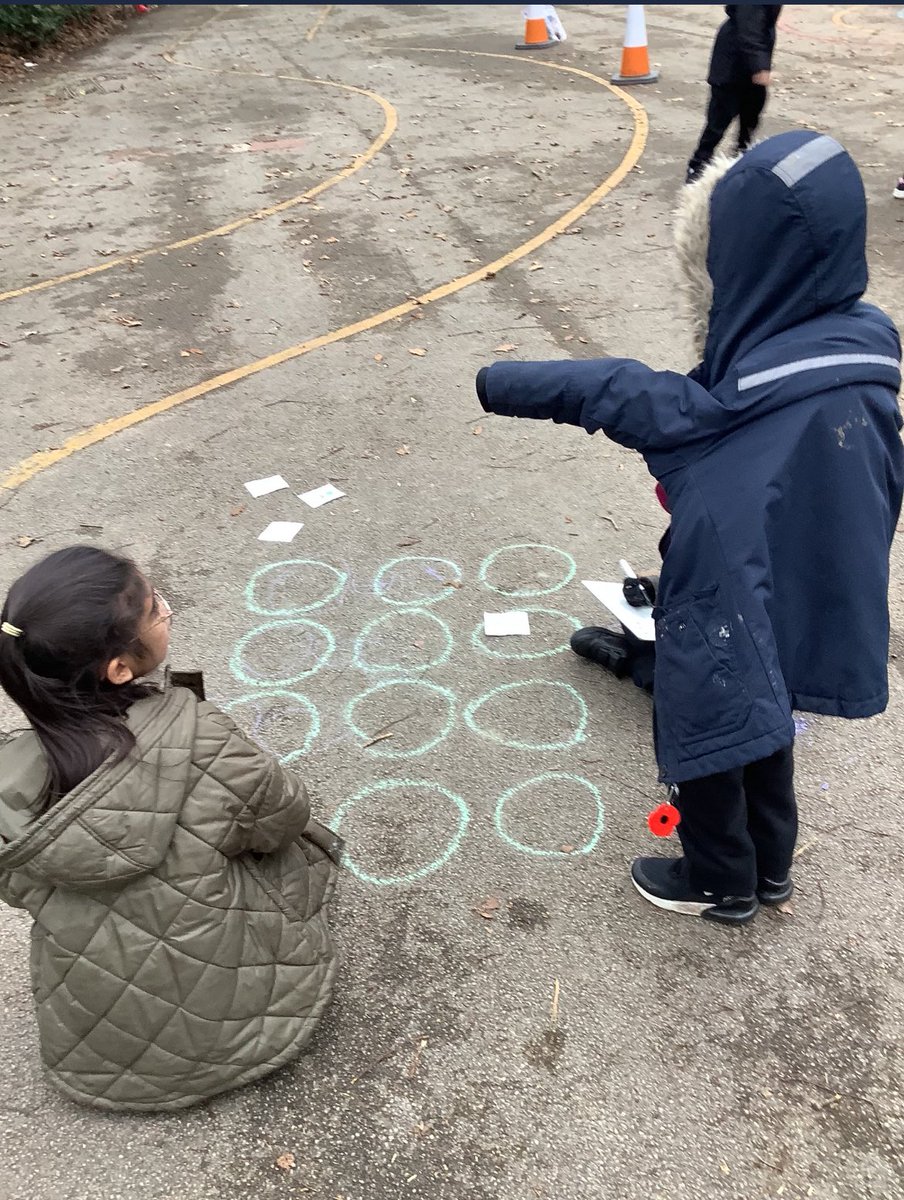 BlackwoodSchl's tweet image. Year 2 had a great time at the Goldilocks and the three bears coding pantomime today which linked to their computing work on algorithms and debugging! @gwtp_uk #getwiththeprogram