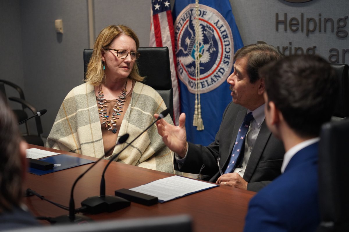 fema's tweet photo. Today, @FEMA_deanne &amp; other members of our staff met with @LULAC leadership to conduct a ceremonial signing of a memorandum of agreement &amp; discuss a way forward in supporting equity in preparedness. https://t.co/WxHtuI9Saq
