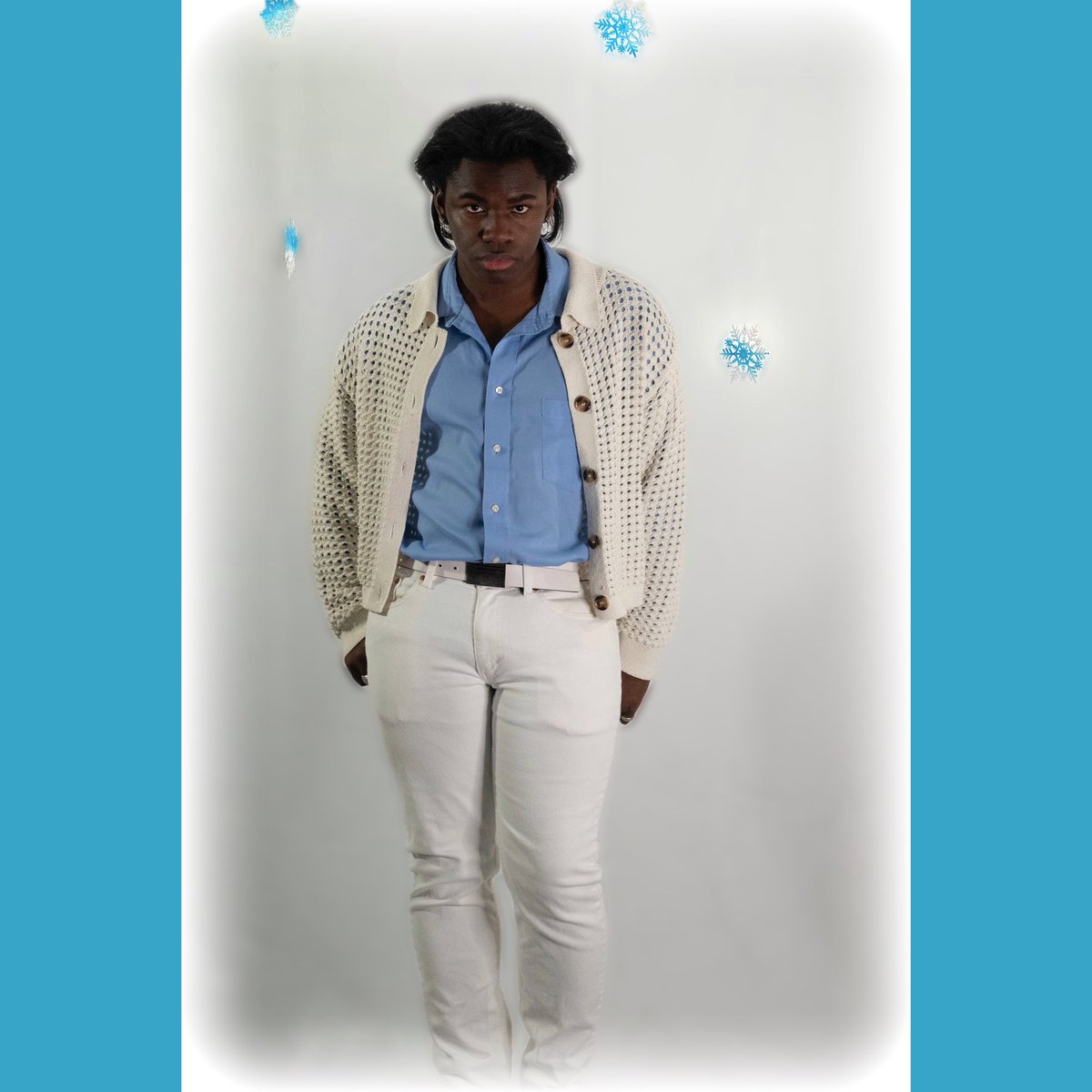 LoveForAllbnd's tweet photo. Member: Kae | Leader, Vocalist, Guitarist
❄️
‘Snowflake’ out December 13th
❄️
#LoveForAll #Love #Band #Song #Original #New #Music #Artist #Group #Guitar #Vocals #Sing #Singing #Drums #Bass #Share #Snowflake #Promotwt #Trending https://t.co/KjIPIL4LTi