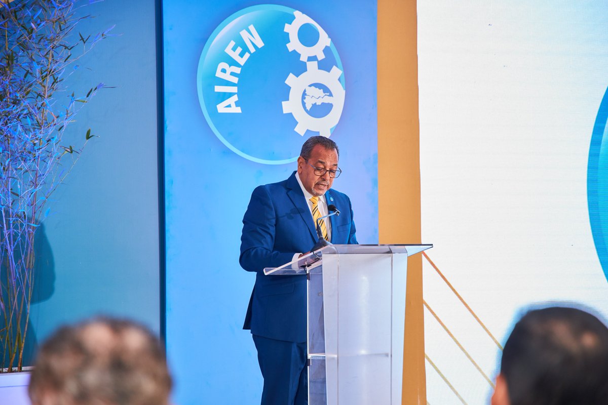 Nuestro pasado presidente, Juan B. Ventura, destacó los logros alcanzados en su gestión 2022-2024. 

Agradecemos su constante esfuerzo y dedicación para con el crecimiento y fortalecimiento del sector industrail de la región norte y del país durante estos 6 años de gestión.