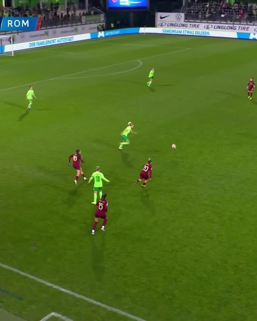 🤩 HAT-TRICK SVEINDÍS JANE JÓNSDÓTTIR ❗Watch live for free on DAZN ▶️  #UWCLonDAZN #UWCL