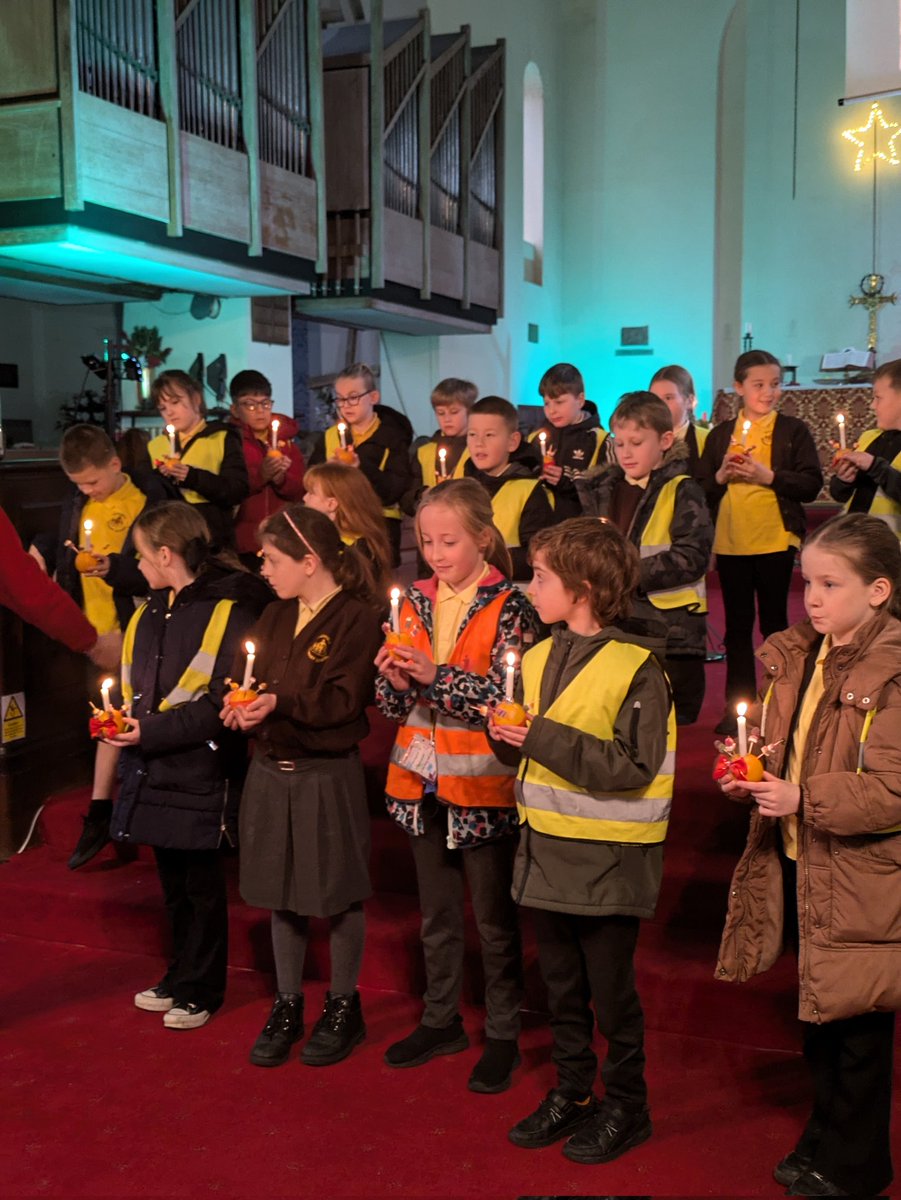 EastfieldPSHull's tweet photo. Year 4 are feeling festive after visiting the church this week to learn about how Christians celebrate Christmas #eps4AB #eps4SW #eps4GM https://t.co/9aIx0fI4Gf