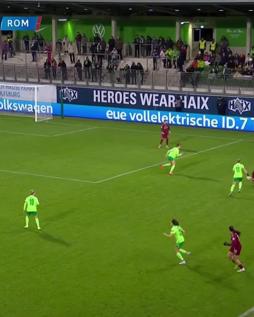 ✨ What a night for Jónsdottir, she scores her 4th to put Wolfsburg 6-1 up against Roma!Watch live for free on DAZN ▶️  #UWCLonDAZN #UWCL