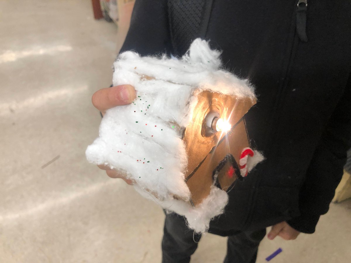 We had a full house and a great time at Science Workshop Family Night last week.  We built a lot of mini houses, some with pompom reindeer, and even our snakes seemed to be in a festive mood. 
#Toolsinyourhands
#STEM
#STEAM
#LearnByDoing
#SUHSDleads
#suhsdstrong