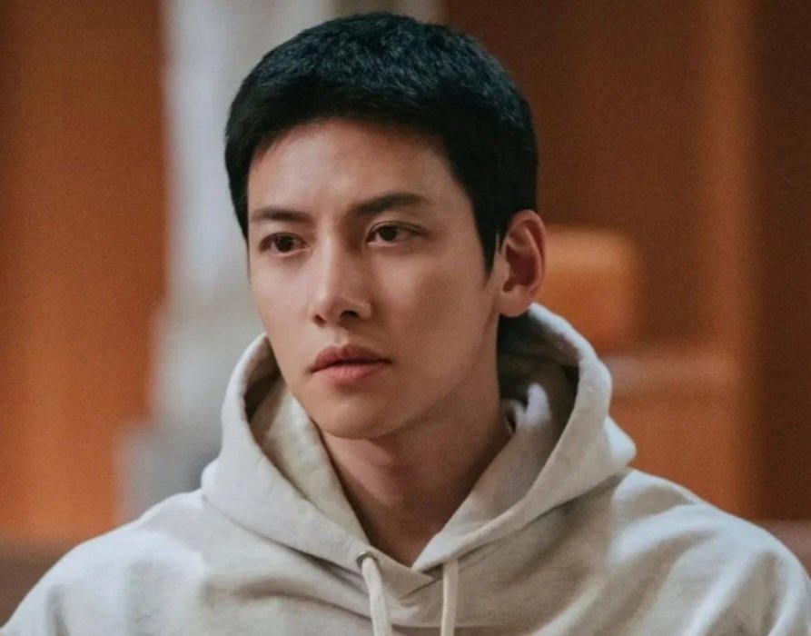 UGH_GiveItToMe's tweet photo. Ji Chang Wook in If You Wish Upon Me reminds me of Eminem in 8 mile. The lost look in their eyes. The shell hiding a broken child's soul.. it's the same vibe.. https://t.co/yf8faqQoFY