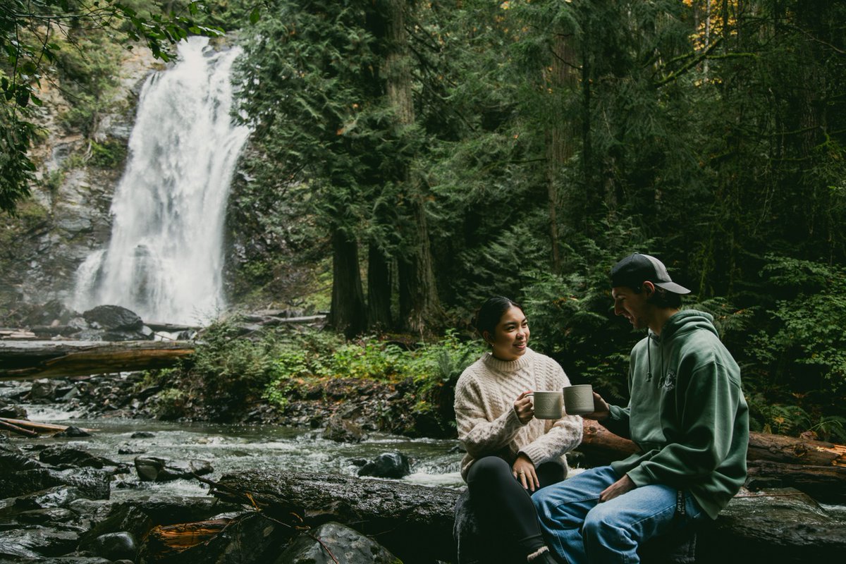 thefraservalley's tweet photo. Take a cozy and HEATED tour of the Harrison River with High Caliber Adventures! Each enclosed boat has a fireplace so you can stay toasty warm while you take in the views of Rainbow Falls and spot wildlife on the shore. 😊 

🛥️ To inquire and book, email events@highcaliberbc.ca https://t.co/7rIoLAZAmW