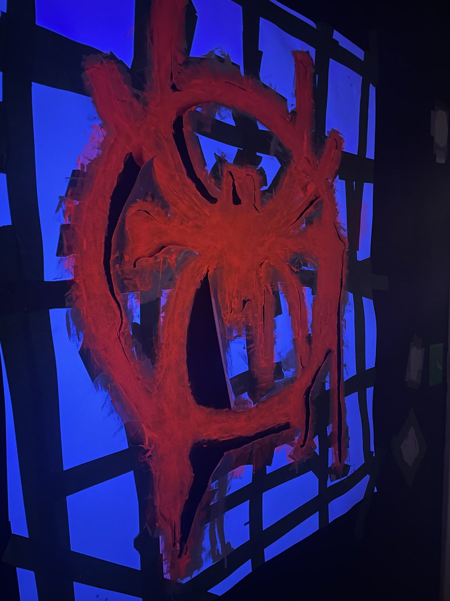 NoobyWeds's tweet photo. A little snippet of what @GruntCatcher and I have been doing to our hallway 🤭 https://t.co/GR0mTzHznZ